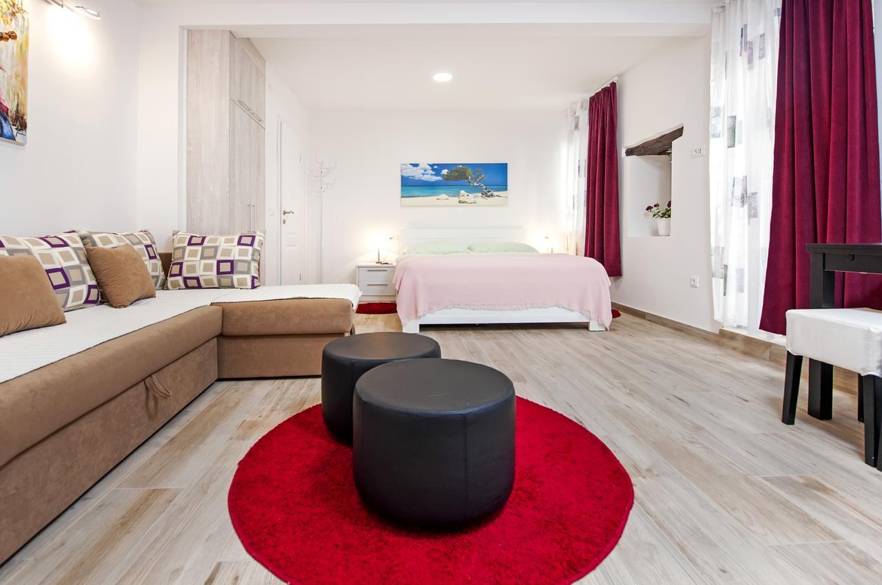 La Svalba Rooms & Studios Rovinj Exteriér fotografie