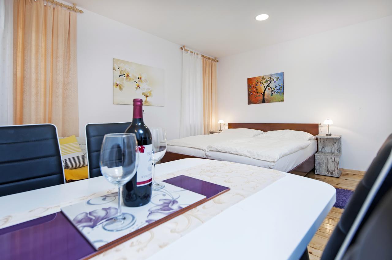 La Svalba Rooms & Studios Rovinj Exteriér fotografie